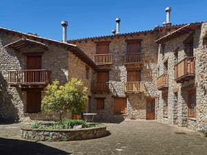 Tuixent: maisons superbement restaurées